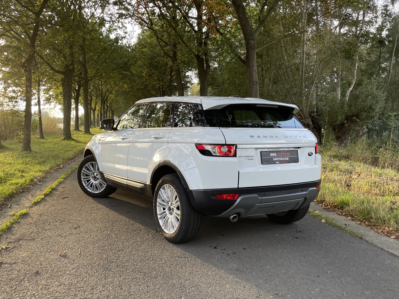 Land Rover RANGE ROVER EVOQUE 2.2 TD4 photo 27