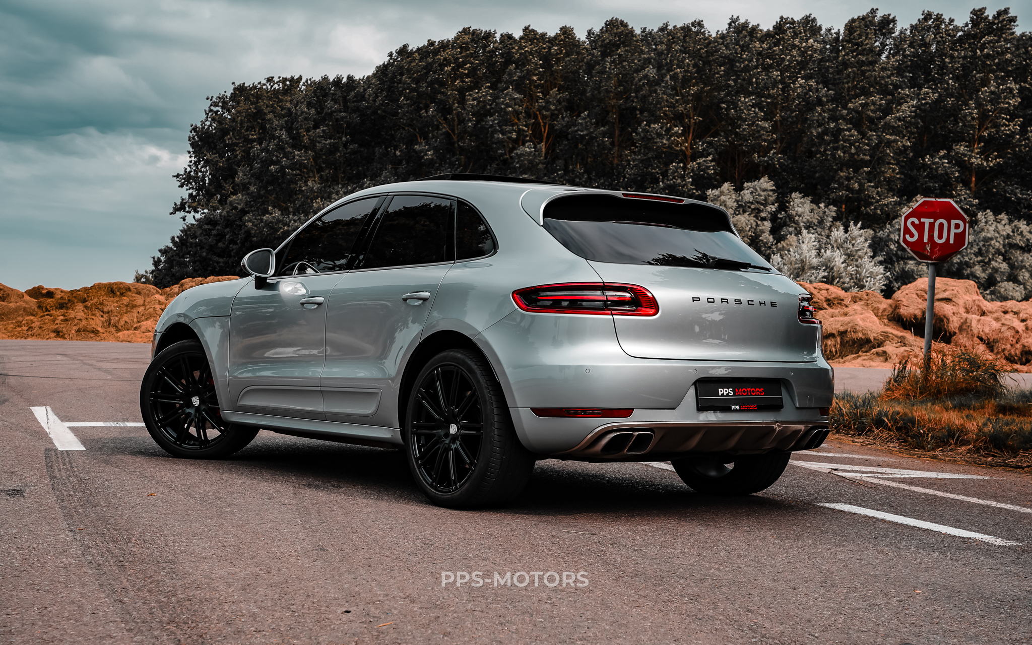 Porsche MACAN TURBO 3.6i photo 30