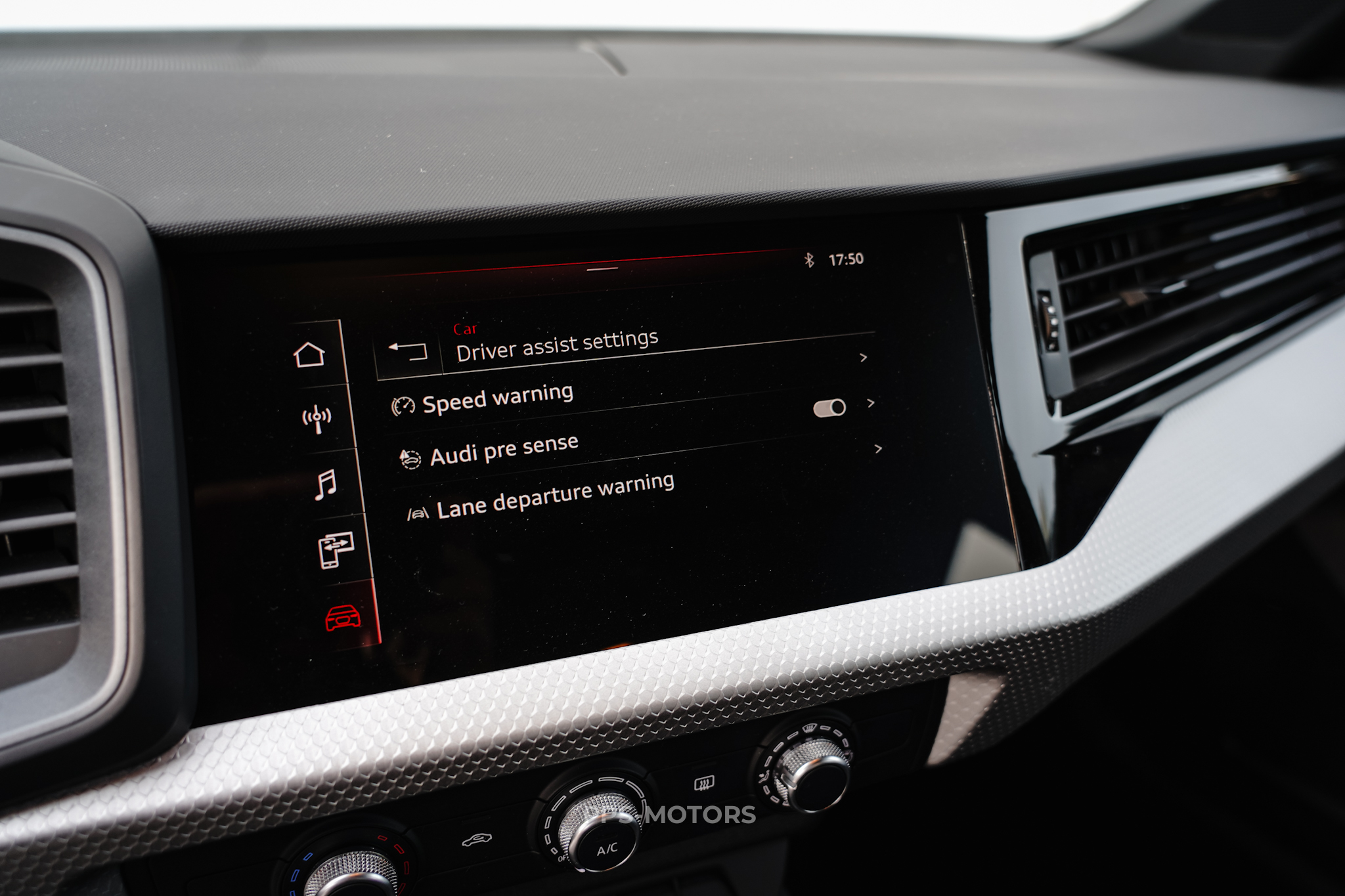 Audi A1 30 TFSI CITYCARVER S-LINE photo 13