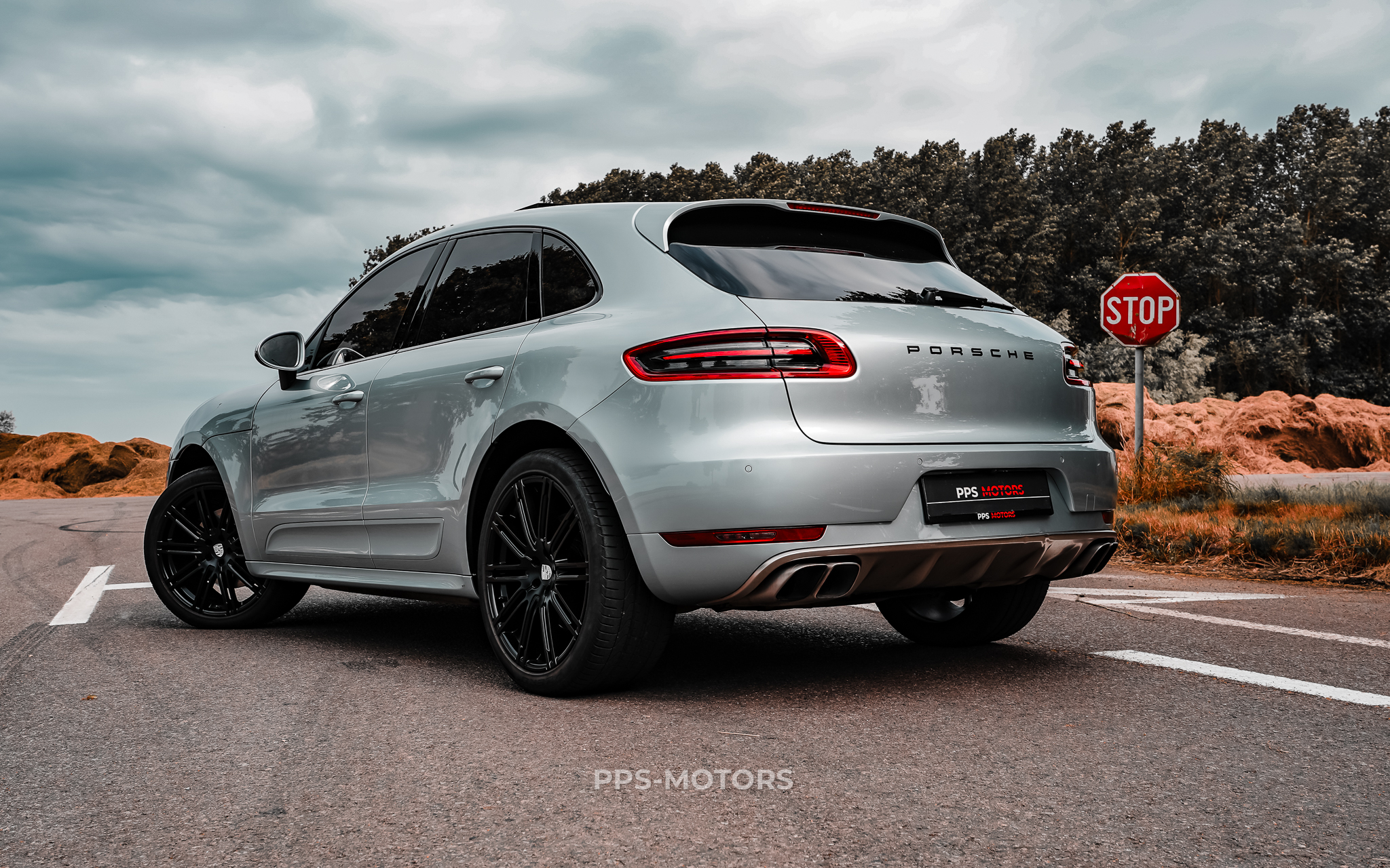 Porsche MACAN TURBO 3.6i photo 31