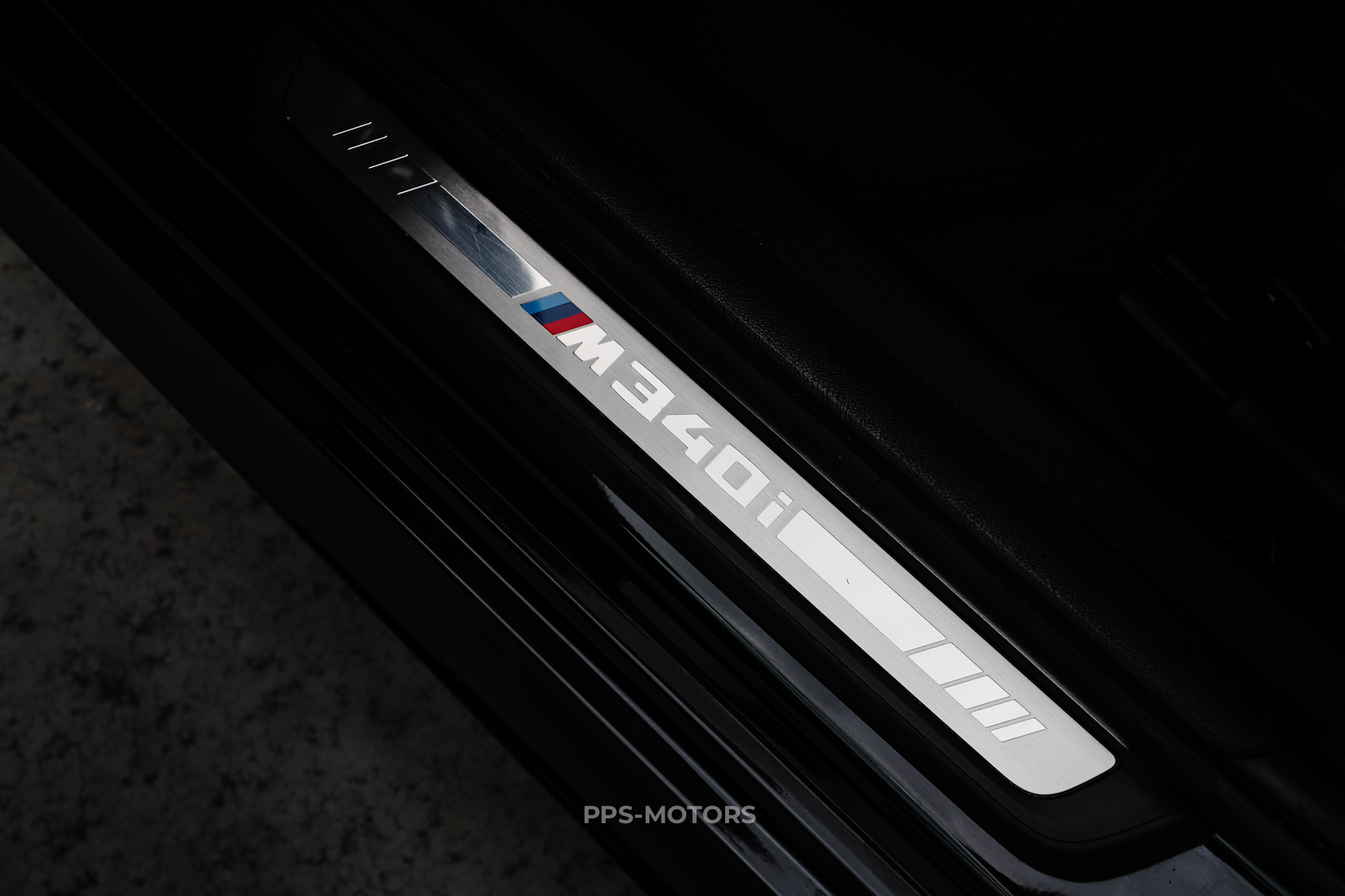BMW M340i xDrive photo 21