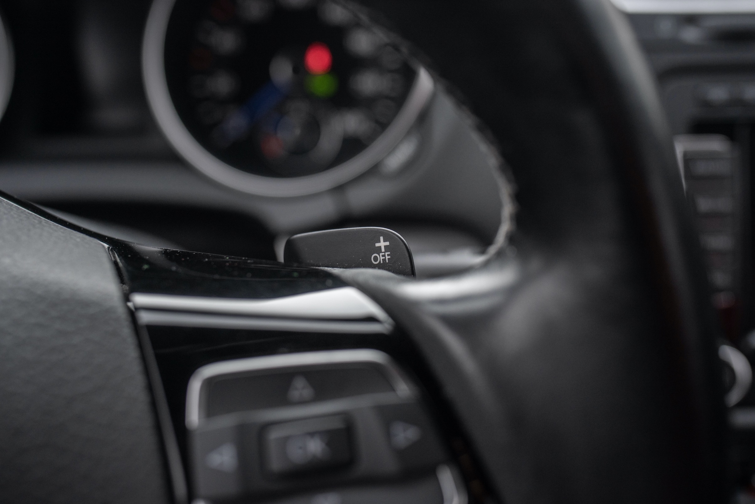 Volkswagen GOLF VI R 4MOTION photo 11