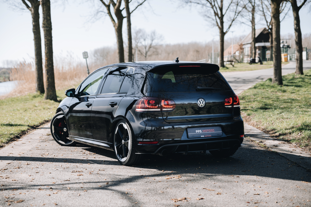 Volkswagen GOLF GTI EDITION 35 | AKRAPOVIC | STAGE2 photo 12