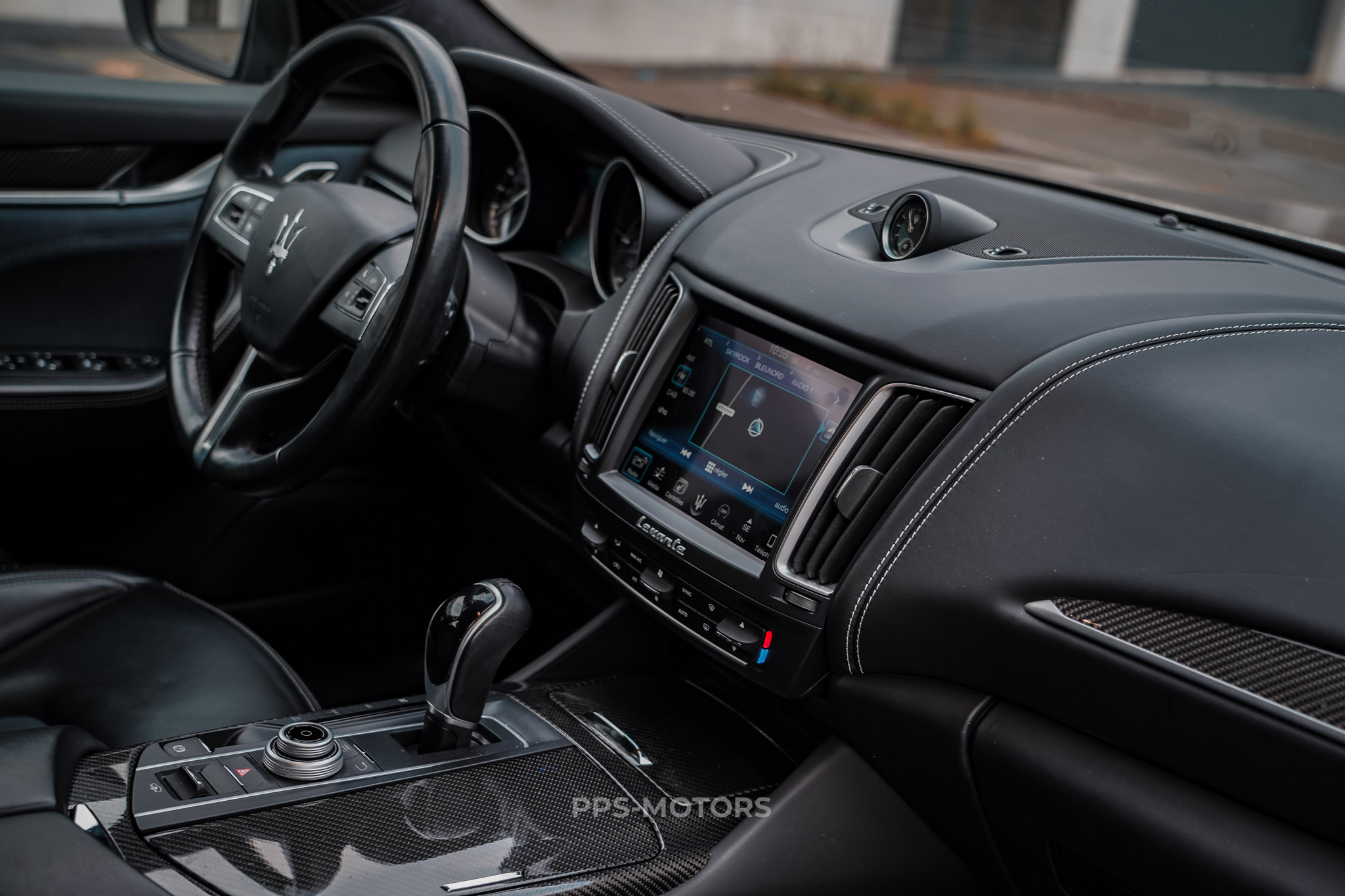 Maserati LEVANTE 3.0 V6 photo 19