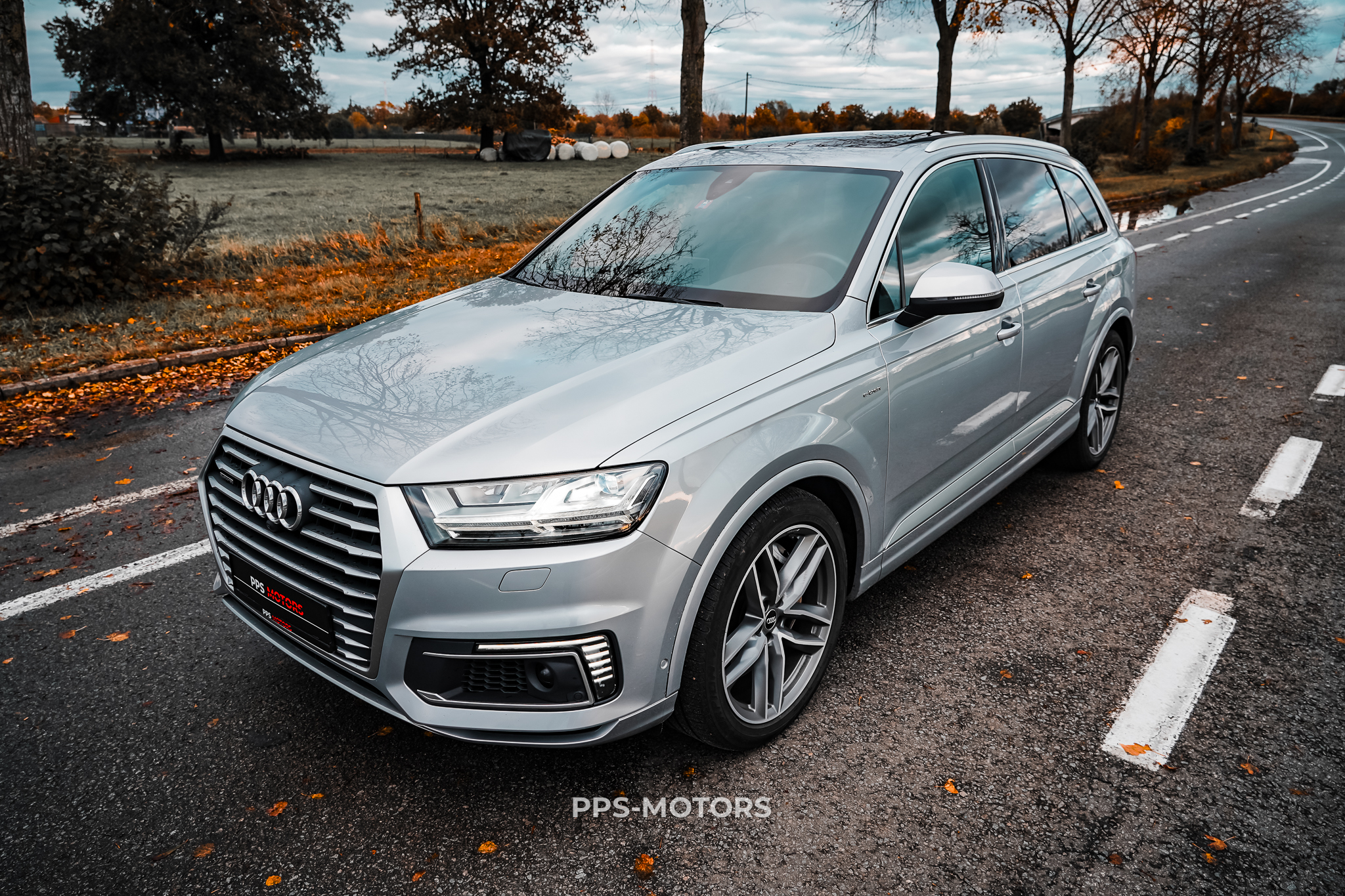 Audi Q7 3.0 TDI V6 E-TRON photo 10