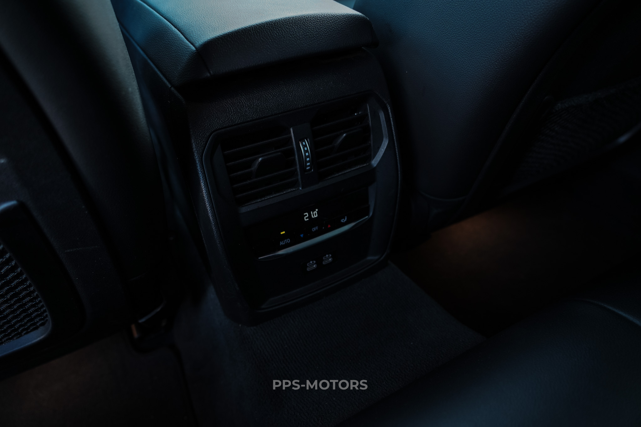 BMW 320e HYBRID TOURING M-PAKKET foto 17
