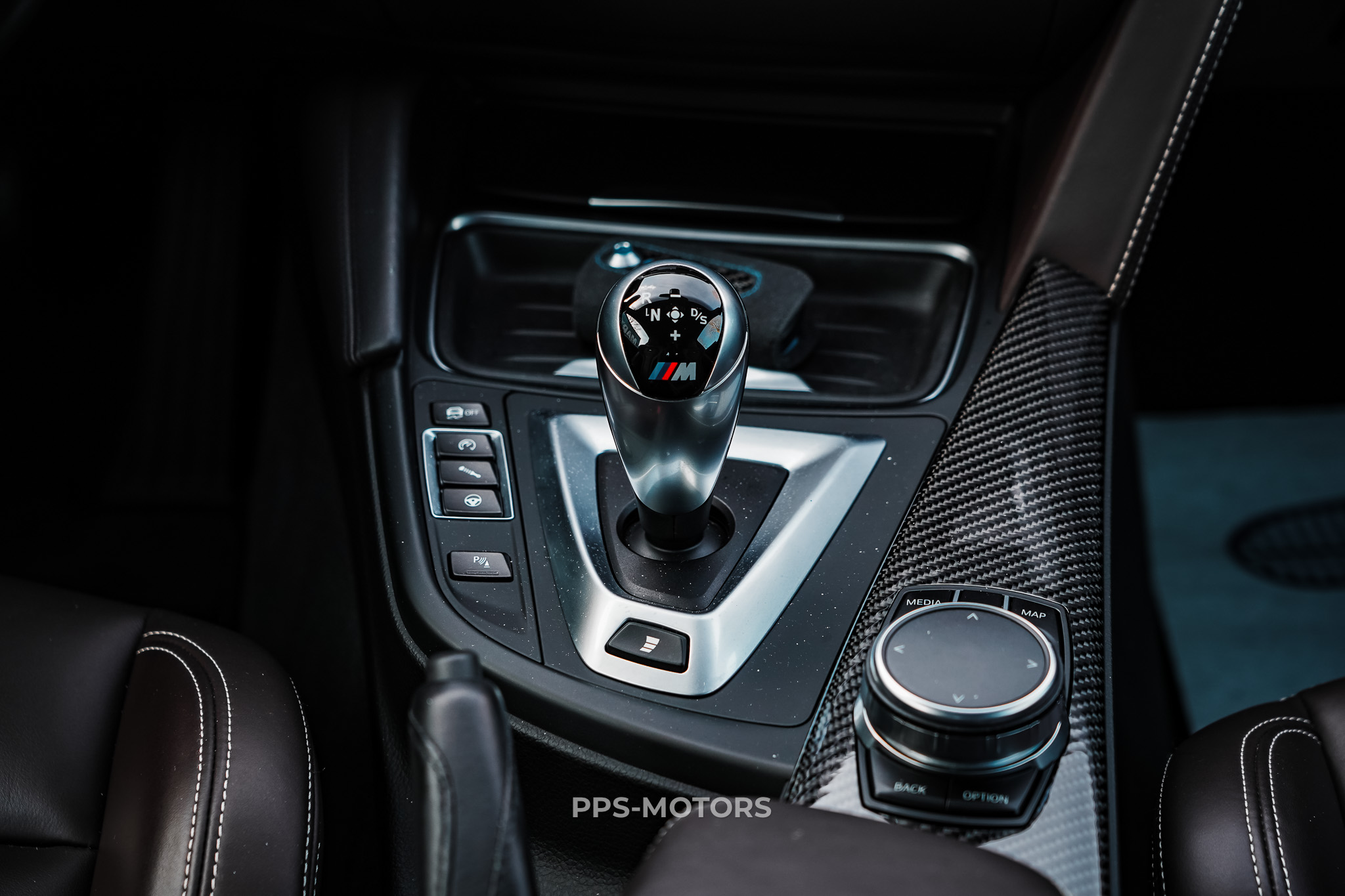 BMW M4 3.0 COMPETITION INDIVIDUAL photo 22