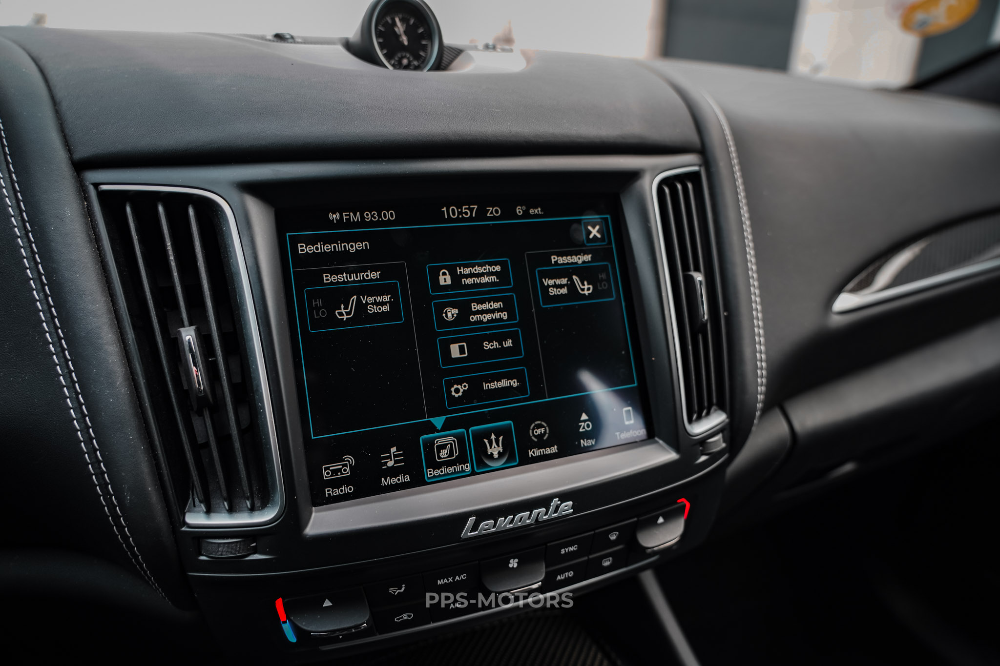 Maserati LEVANTE 3.0 V6 photo 22