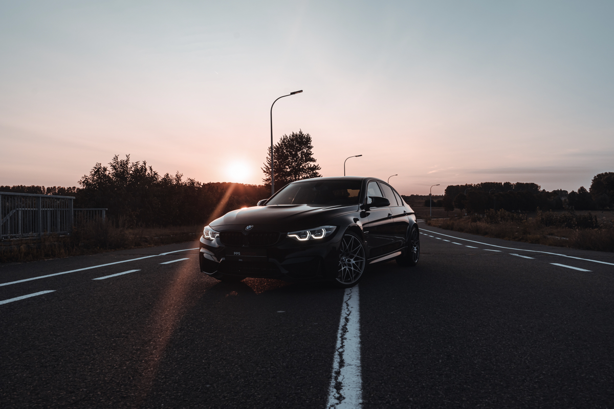 BMW M3 COMPETITION photo 26