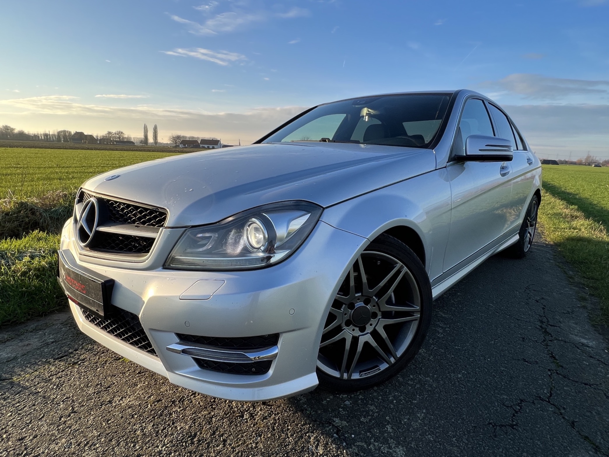 Mercedes Benz C250 AMG PAKKET photo 4
