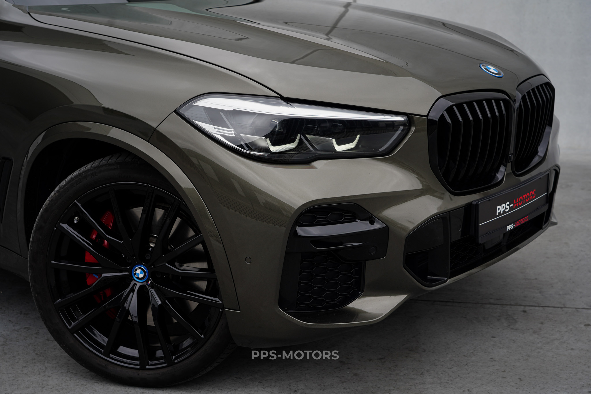 BMW X5 45e 3.0 HYBRID photo 8