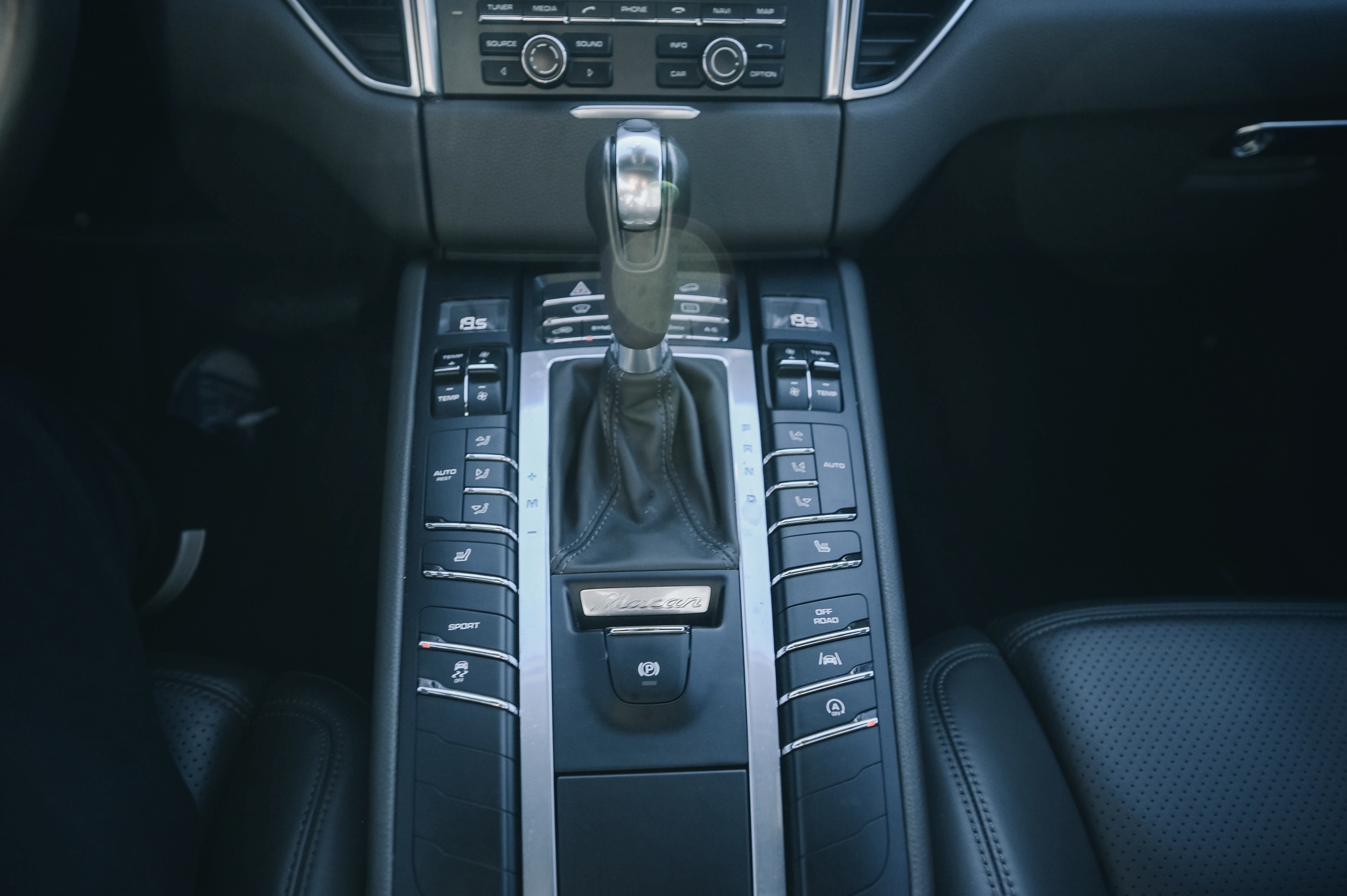 Porsche MACAN S 3.0D V6 - LICHTE VRACHT photo 14