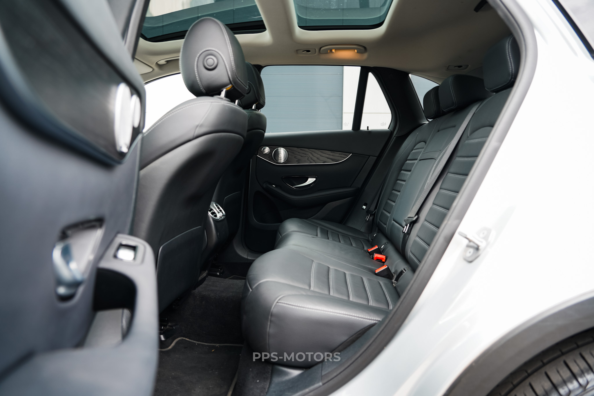 Mercedes Benz GLC 220d 4MATIC AMG-PAKKET photo 17