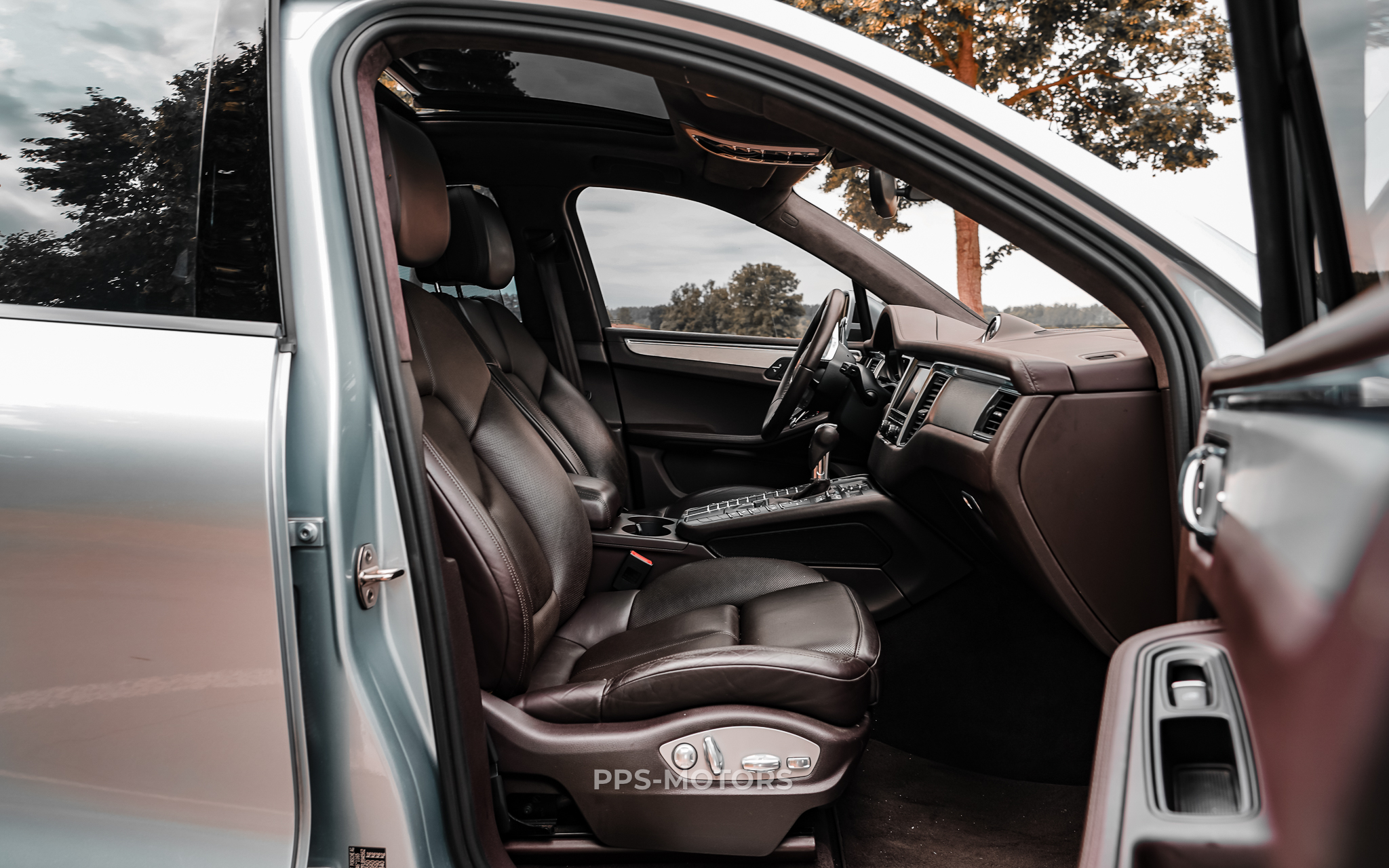 Porsche MACAN TURBO 3.6i photo 10