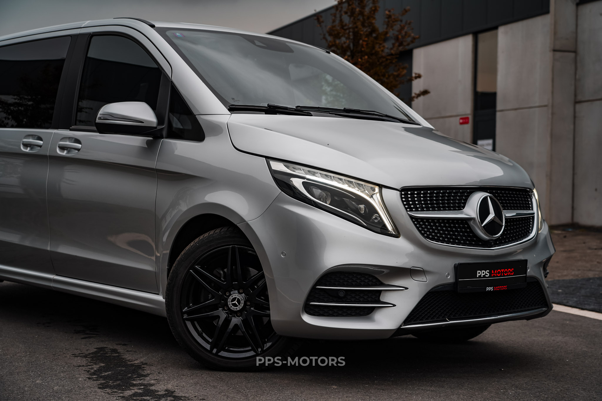 Mercedes Benz V300 4-MATIC AMG PAKKET photo 8