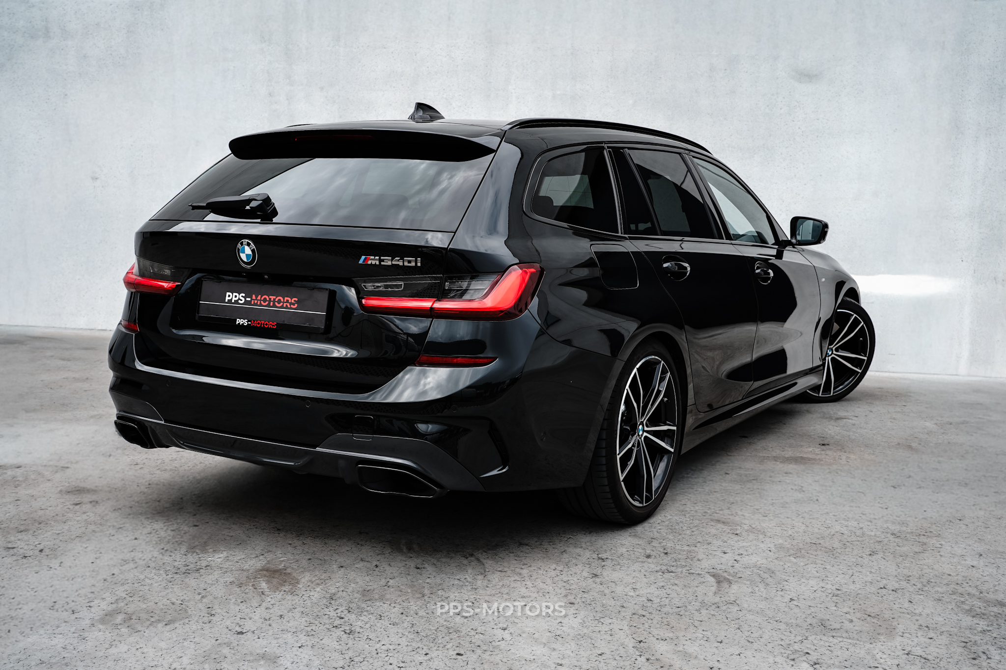 BMW M340i xDrive photo 7
