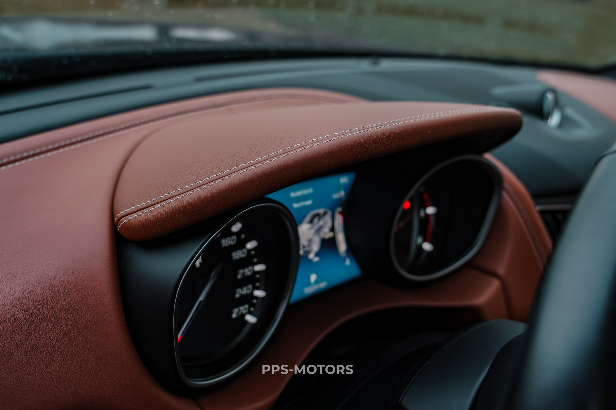 Maserati LEVANTE 3.0 V6 TURBO GRANLUSSO photo 46