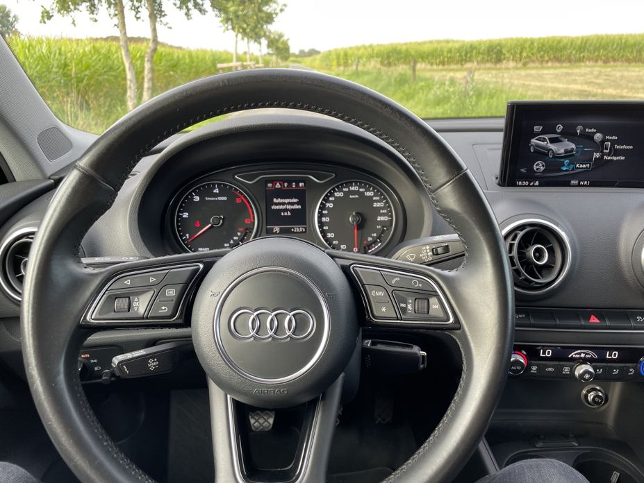 Audi A3 BERLINE 1.6 TDI photo 10