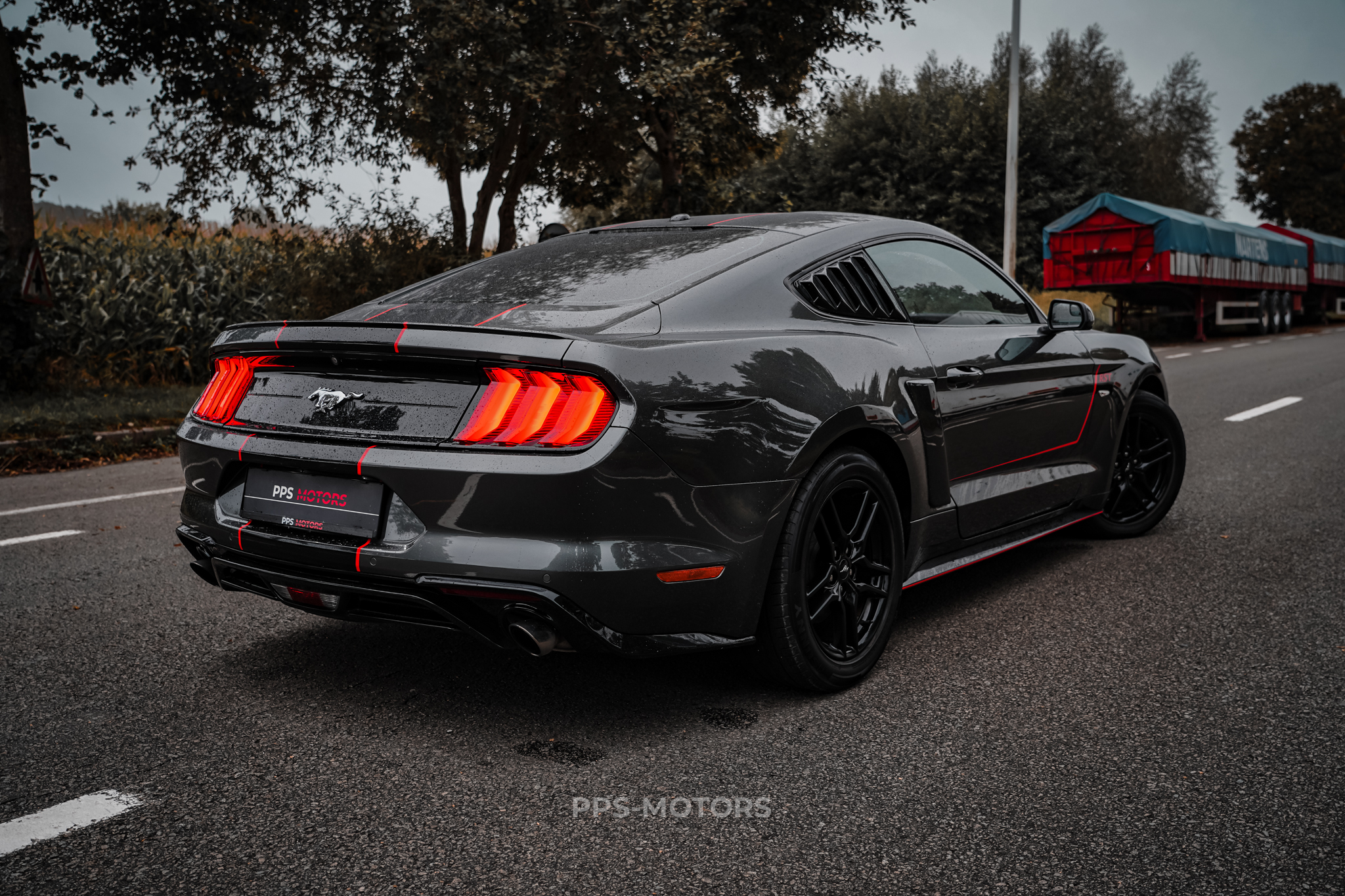 Ford MUSTANG 2.3 ECOBOOST photo 9