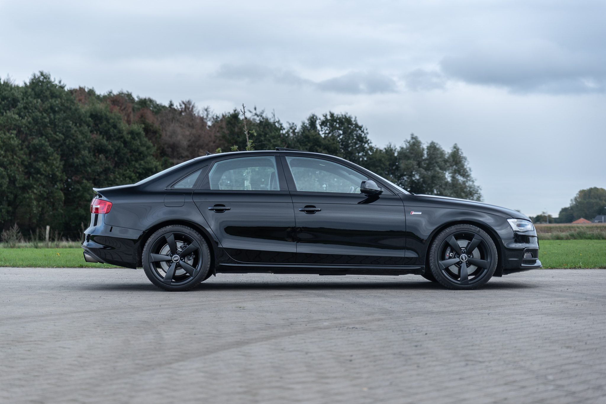 Audi S4 3.0 V6 QUATTRO MILLTEK photo 6