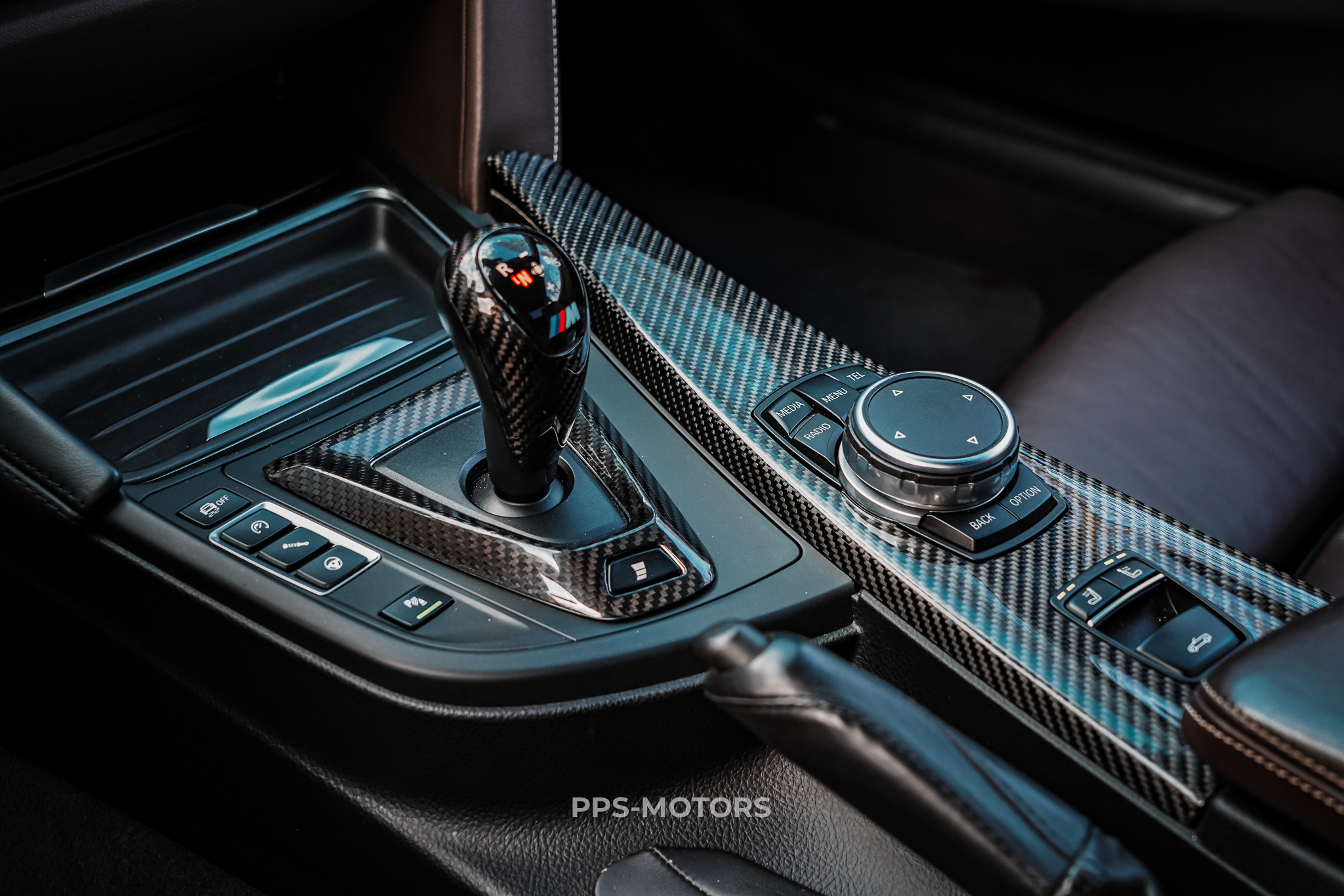 BMW M4 3.0 CABRIO INDIVIDUAL PACK photo 34