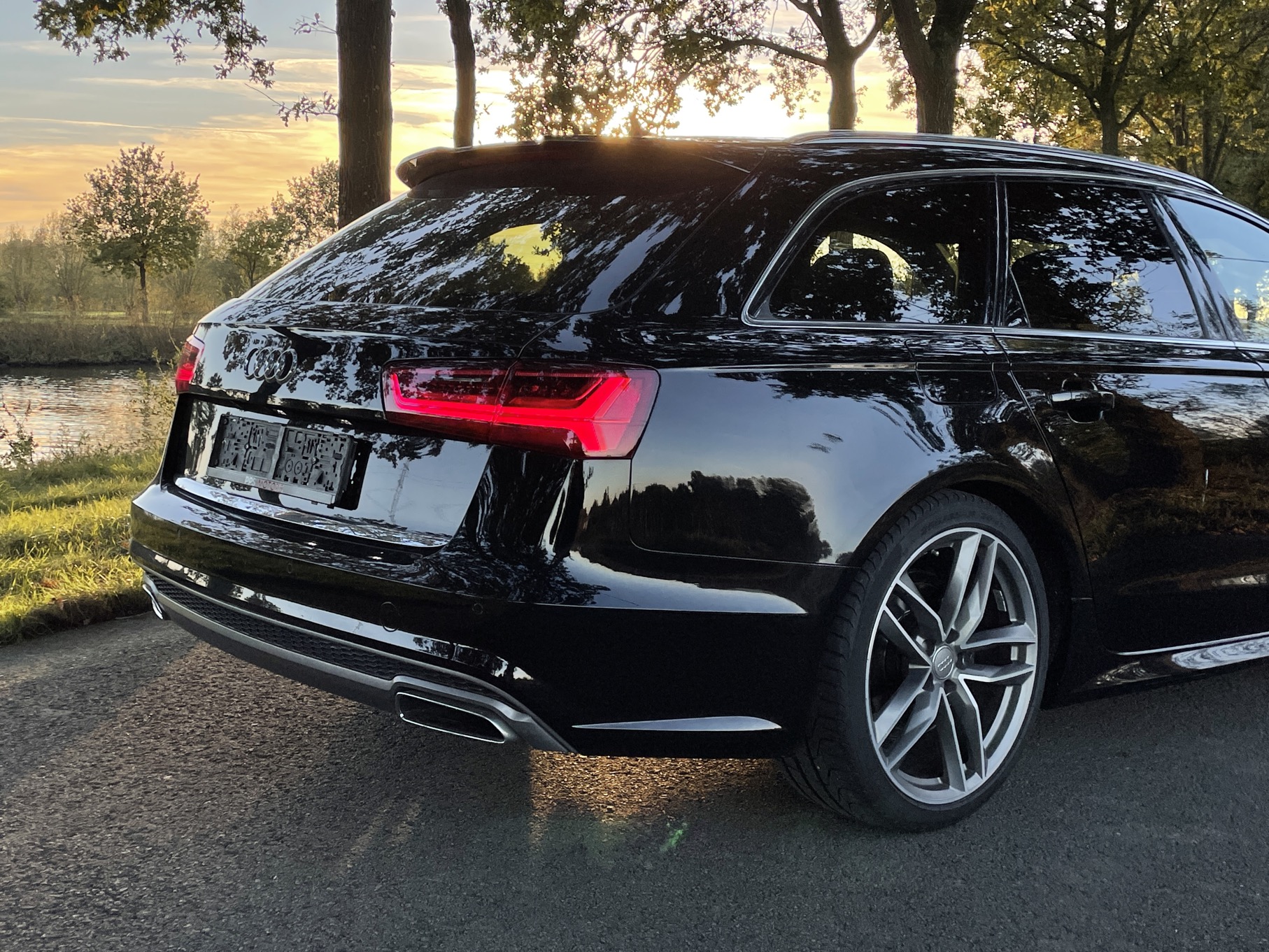 Audi A6 2.0 TDI ULTRA S-LINE photo 18