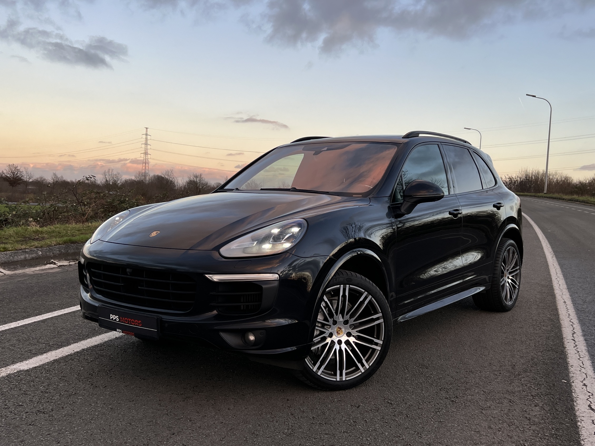 Porsche CAYENNE S 4.2 V8 PLATINUM EDITION photo 2