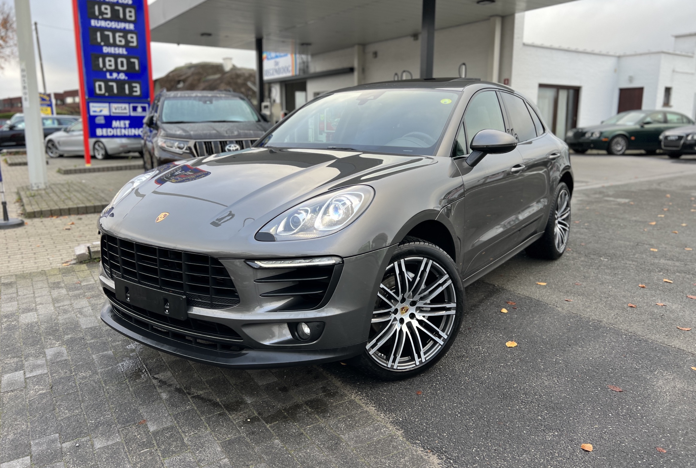 Porsche MACAN S 3.0 SPORTDESIGN photo 23