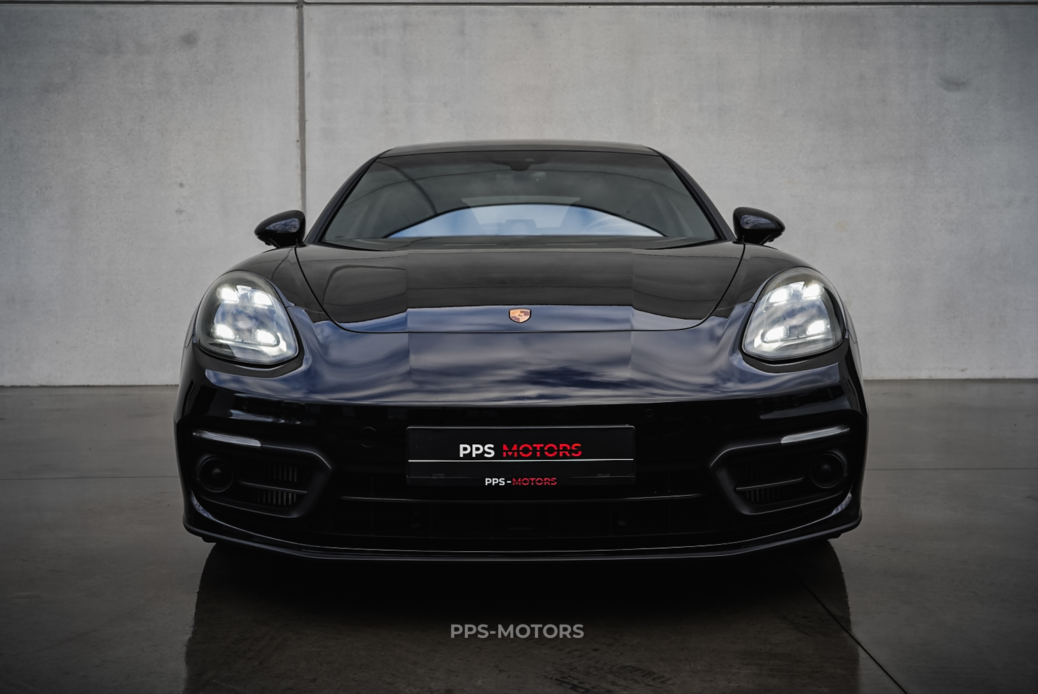 Porsche PANAMERA SPORT TURISMO 4 E-HYBRID photo 4