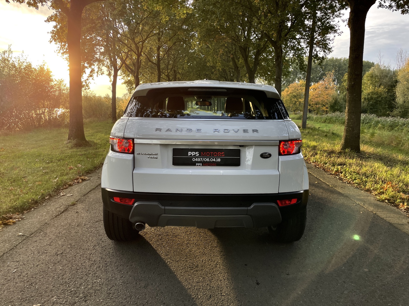 Land Rover RANGE ROVER EVOQUE 2.2 TD4 photo 23