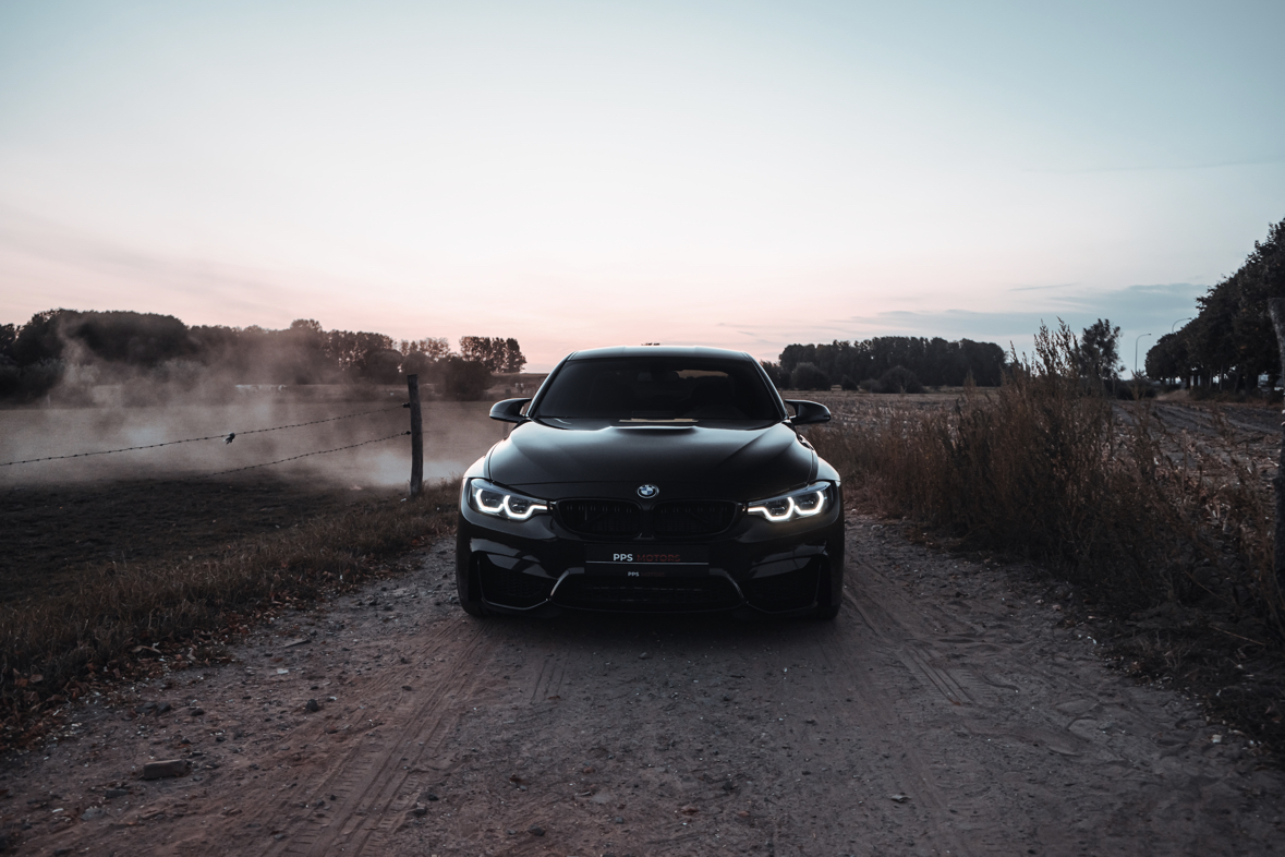 BMW M3 COMPETITION photo 1
