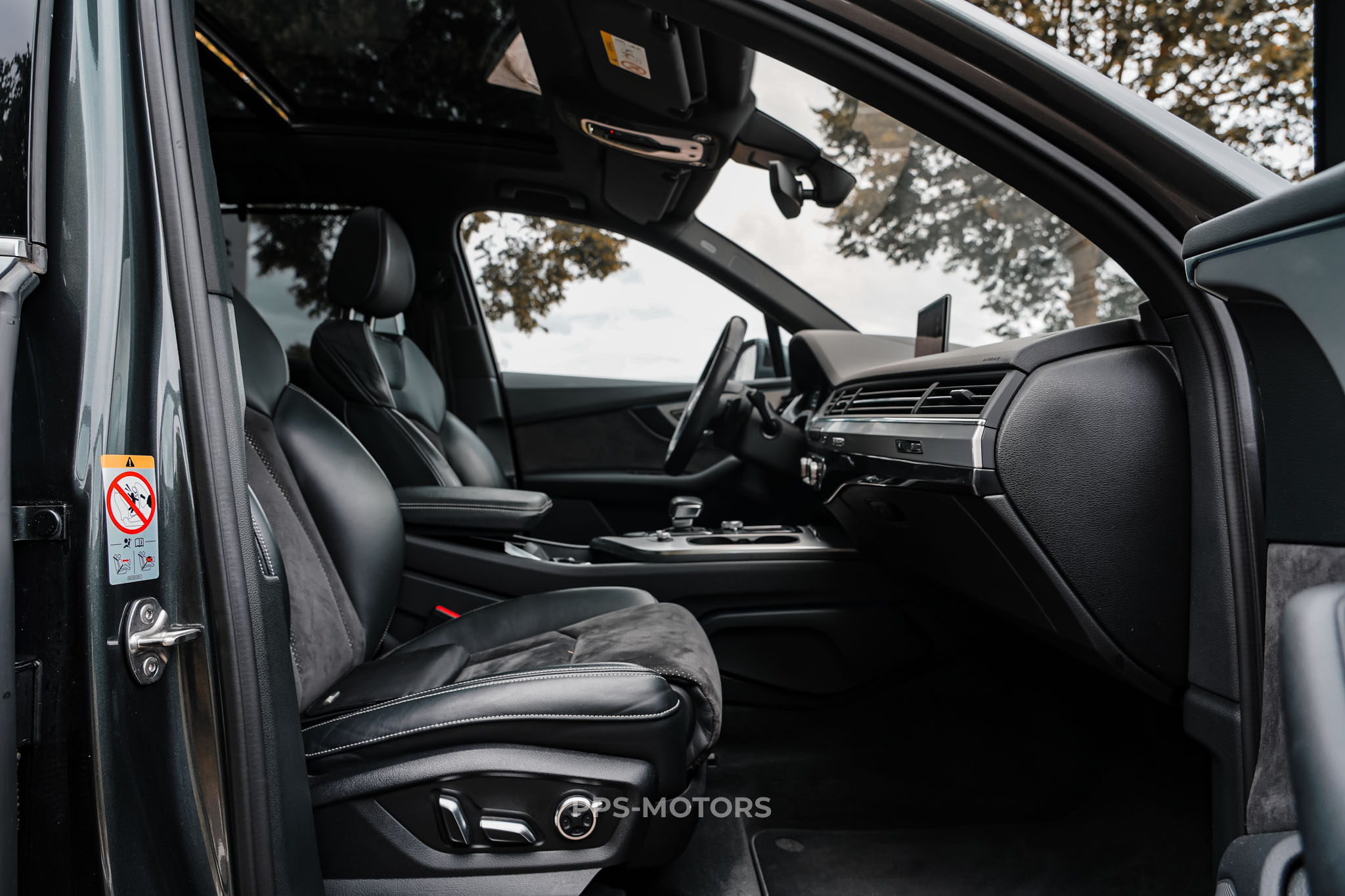 Audi Q7 3.0 TDI E-TRON photo 26