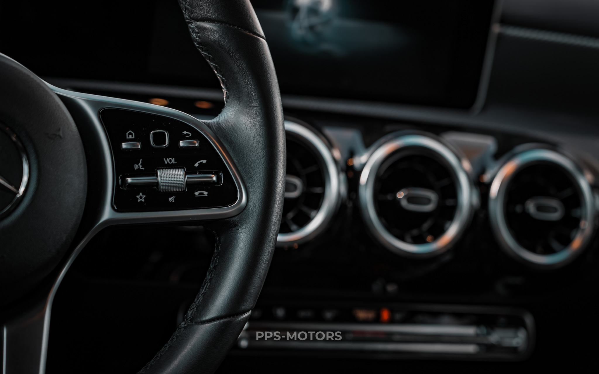 Mercedes Benz A200 LAUNCH EDITION photo 25
