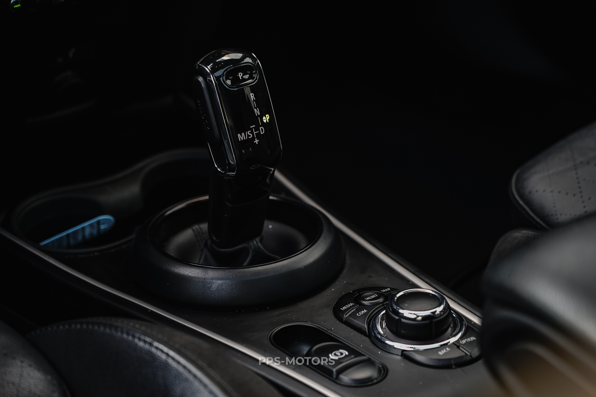 MINI COOPER COUNTRYMAN photo 13