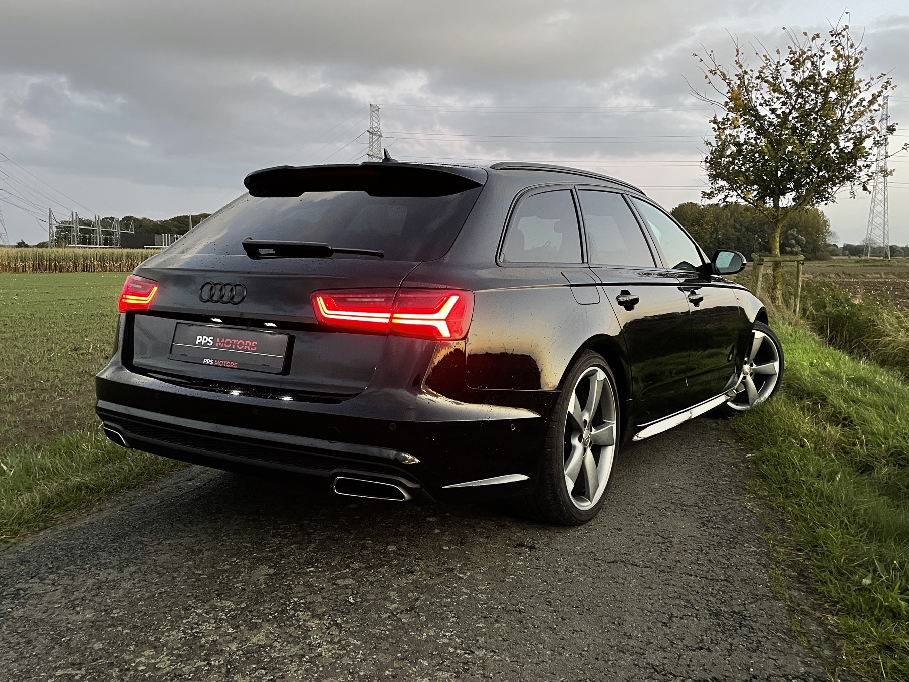 Audi A6 3.0 TDI V6 S-LINE photo 6