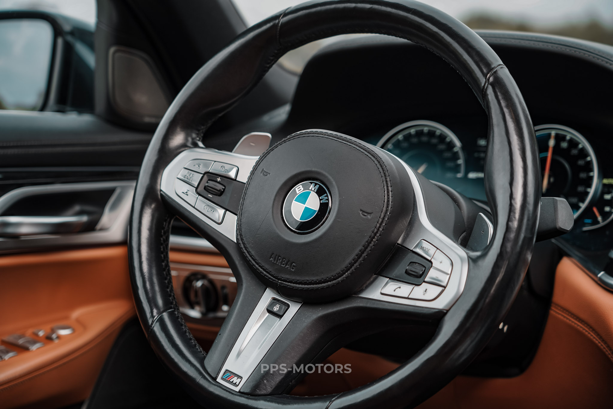 BMW BMW 740e Performance M-PAKKET photo 40