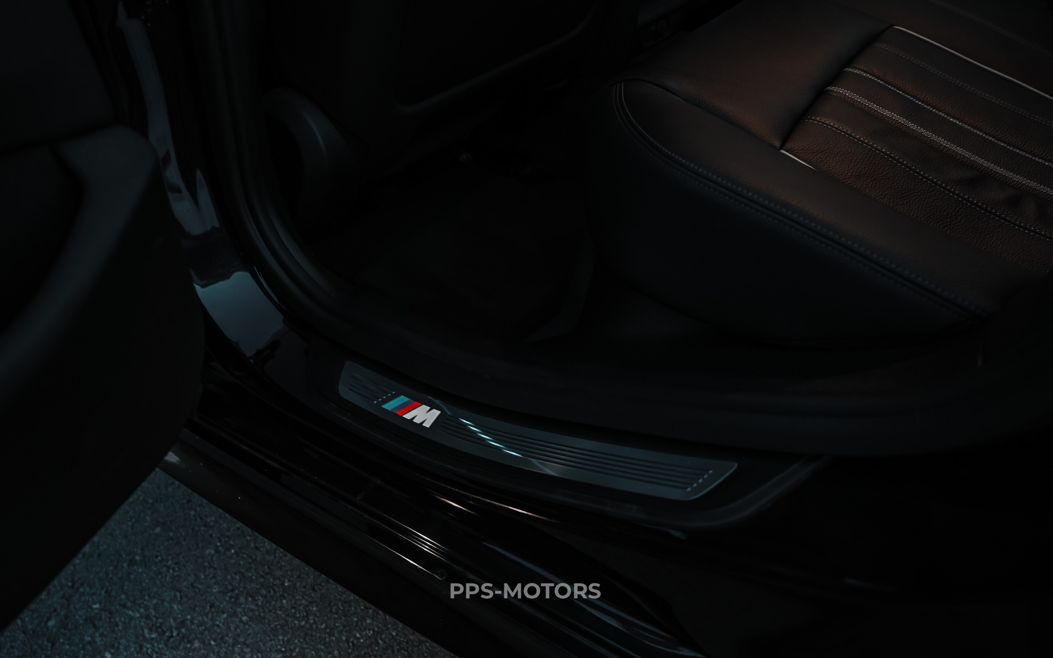 BMW 540i xDRIVE G30 M-PAKKET photo 47