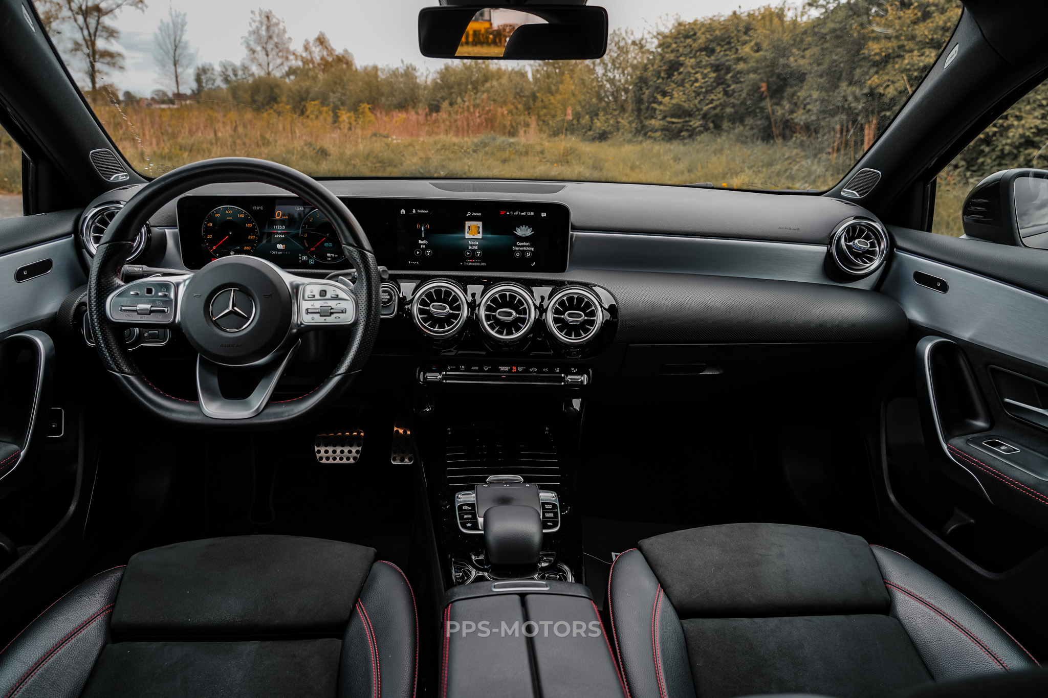 Mercedes Benz A250 HYBRID AMG PAKKET photo 18