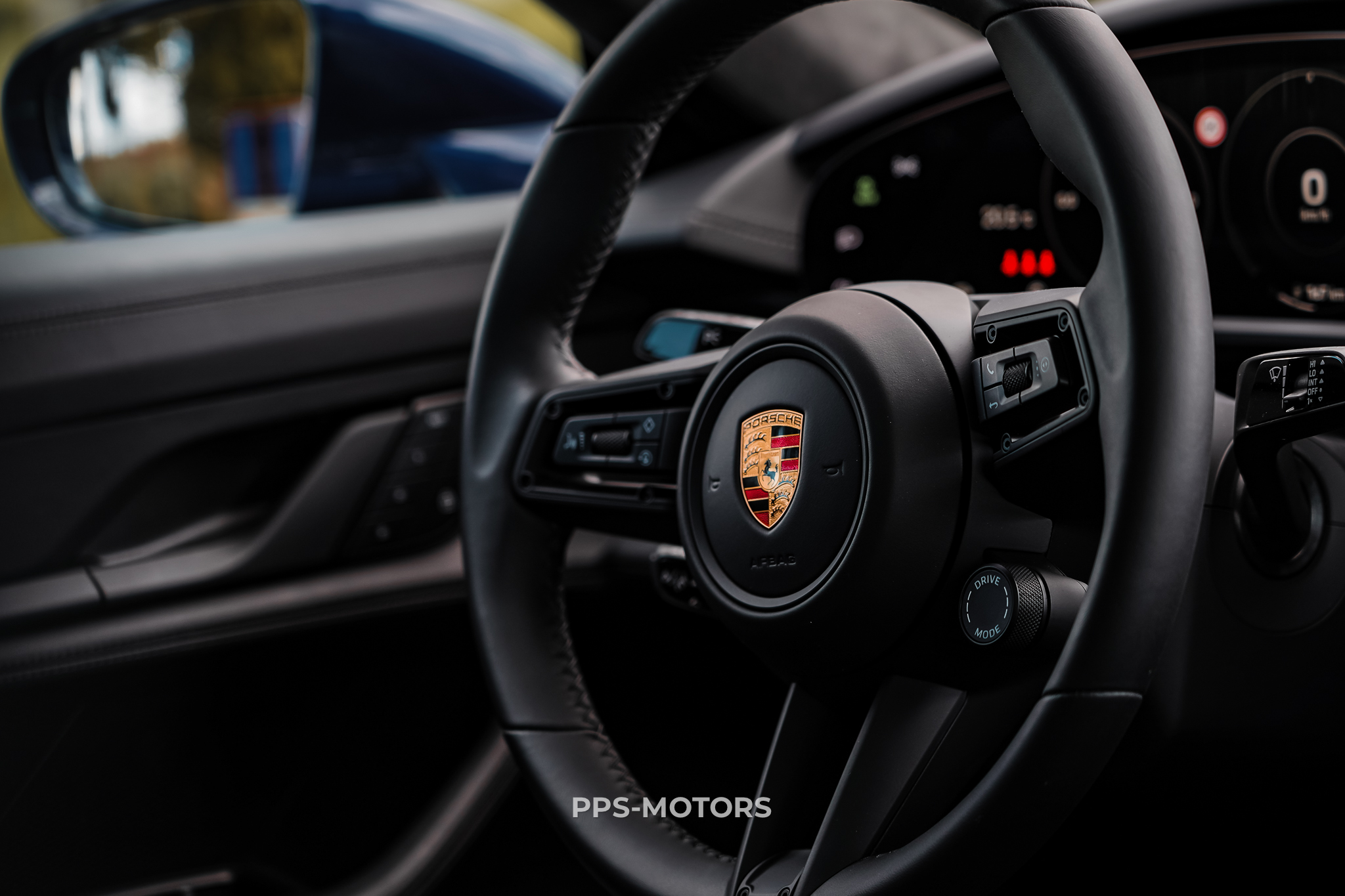 Porsche TAYCAN TURBO NEW! photo 16
