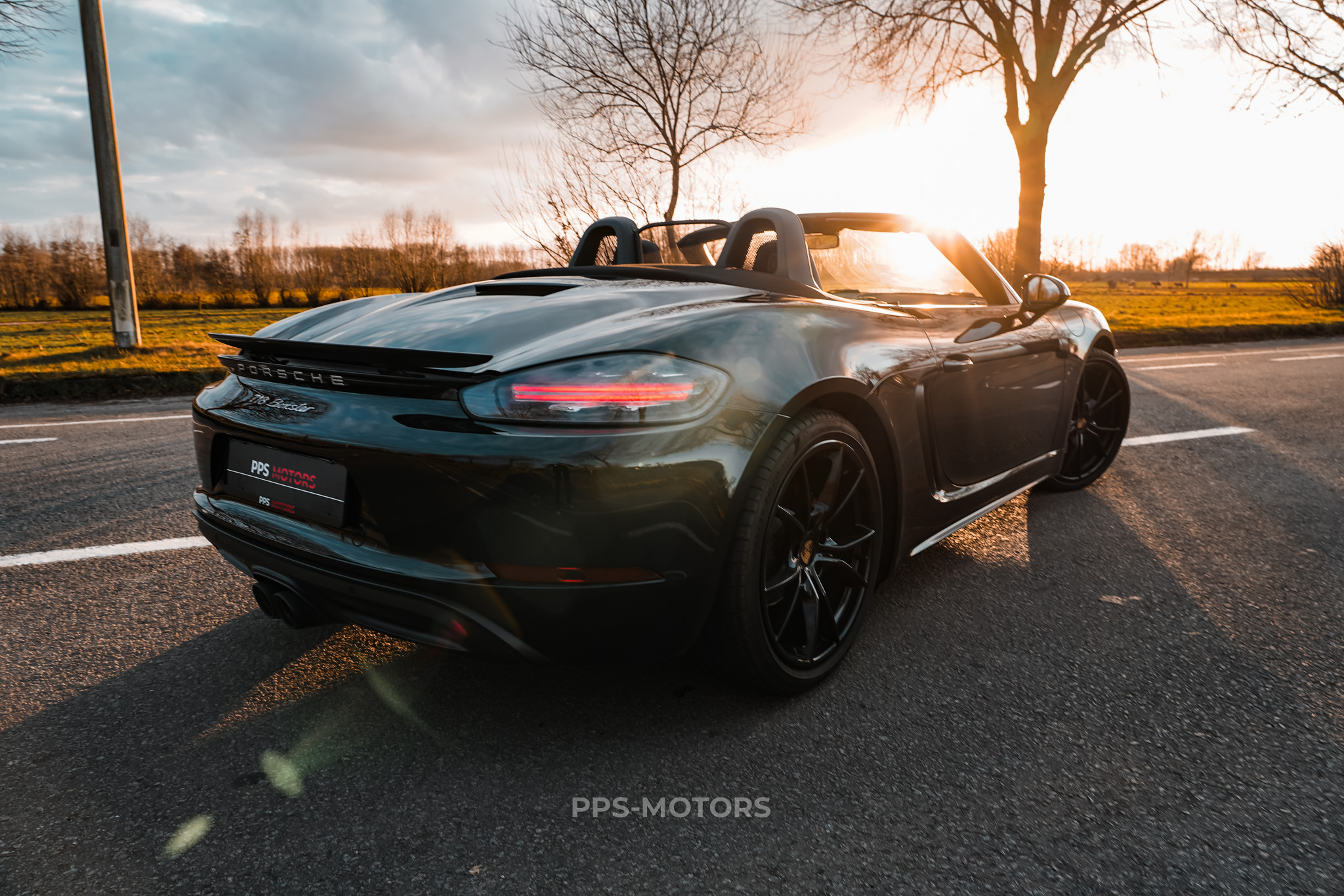 Porsche 718 BOXSTER 2.0 TURBO PDK photo 16