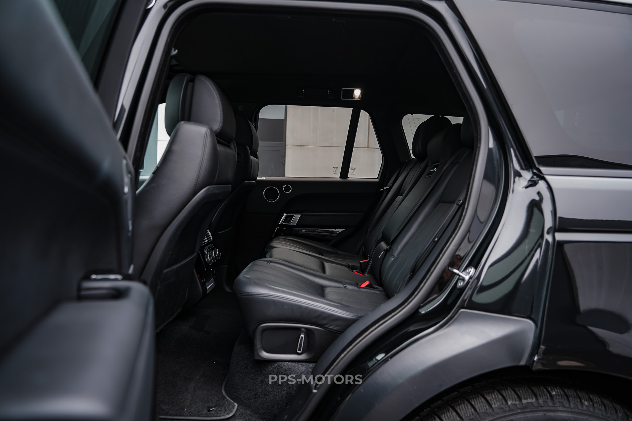 Land Rover RANGE ROVER VOGUE 3.0TDV6 photo 12