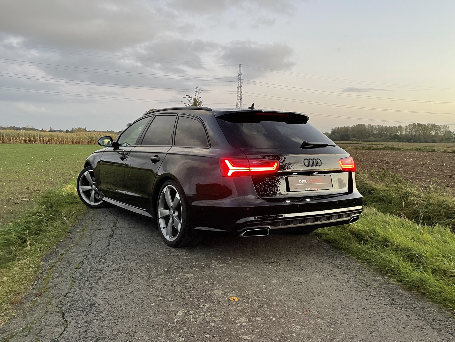 Audi A6 3.0 TDI V6 S-LINE photo 18