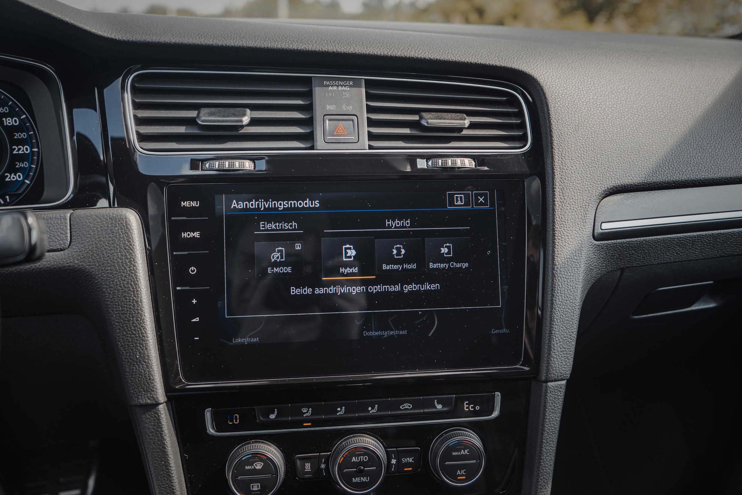 Volkswagen GOLF GTE photo 22