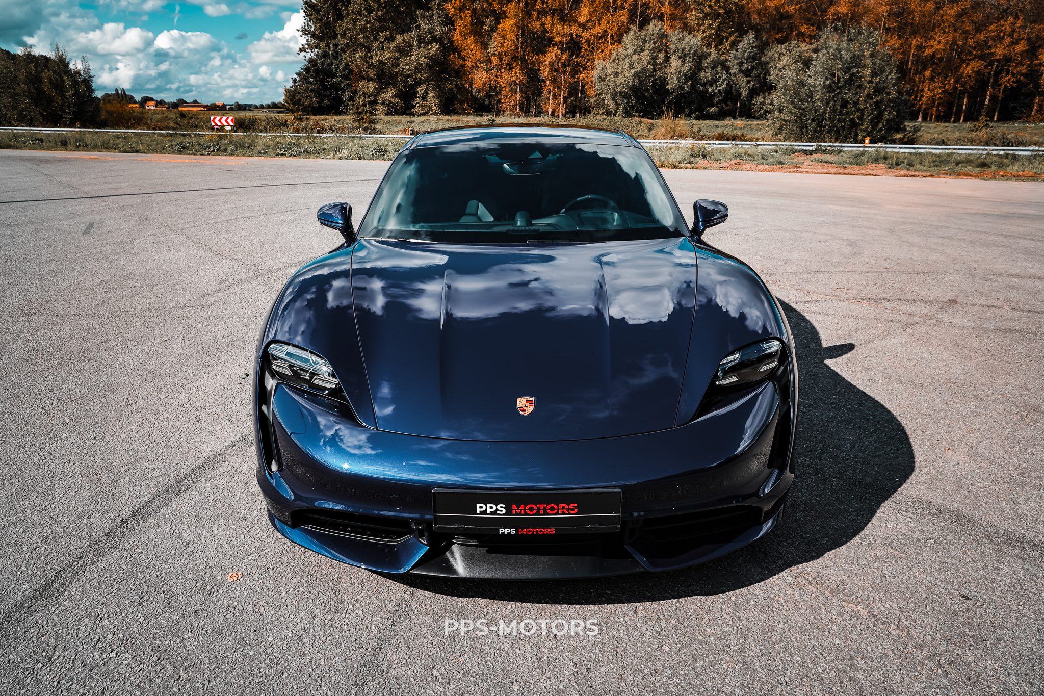 Porsche TAYCAN TURBO NEW! photo 40