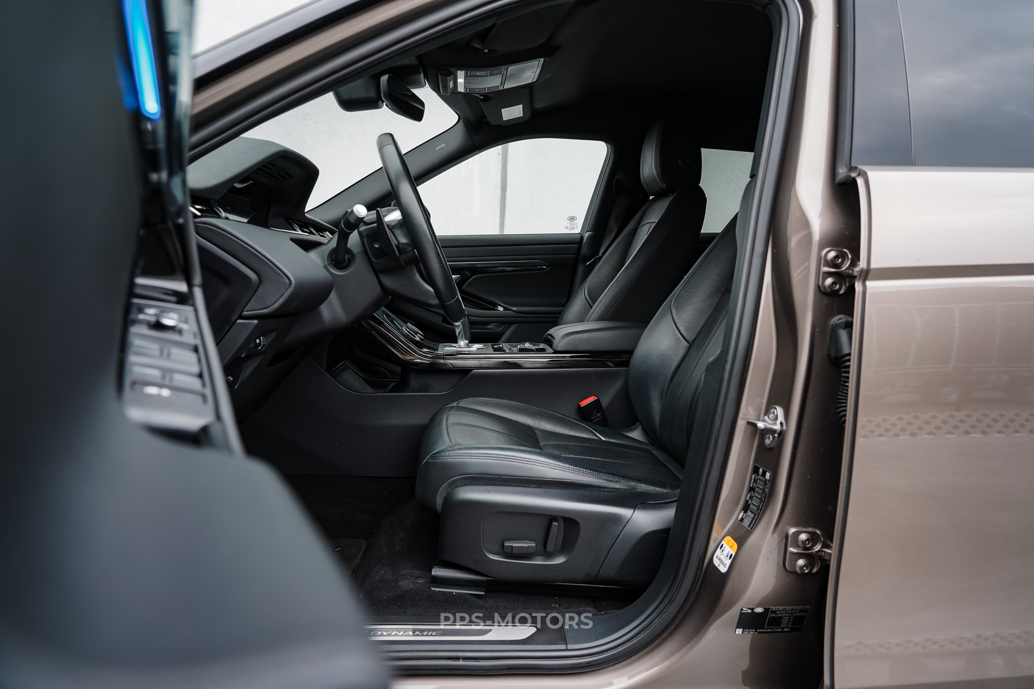 Land Rover RANGE ROVER EVOQUE photo 8