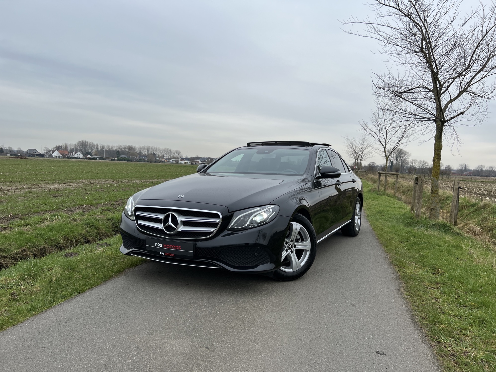 Mercedes Benz E220 BERLINE AVANTGARDE photo 6