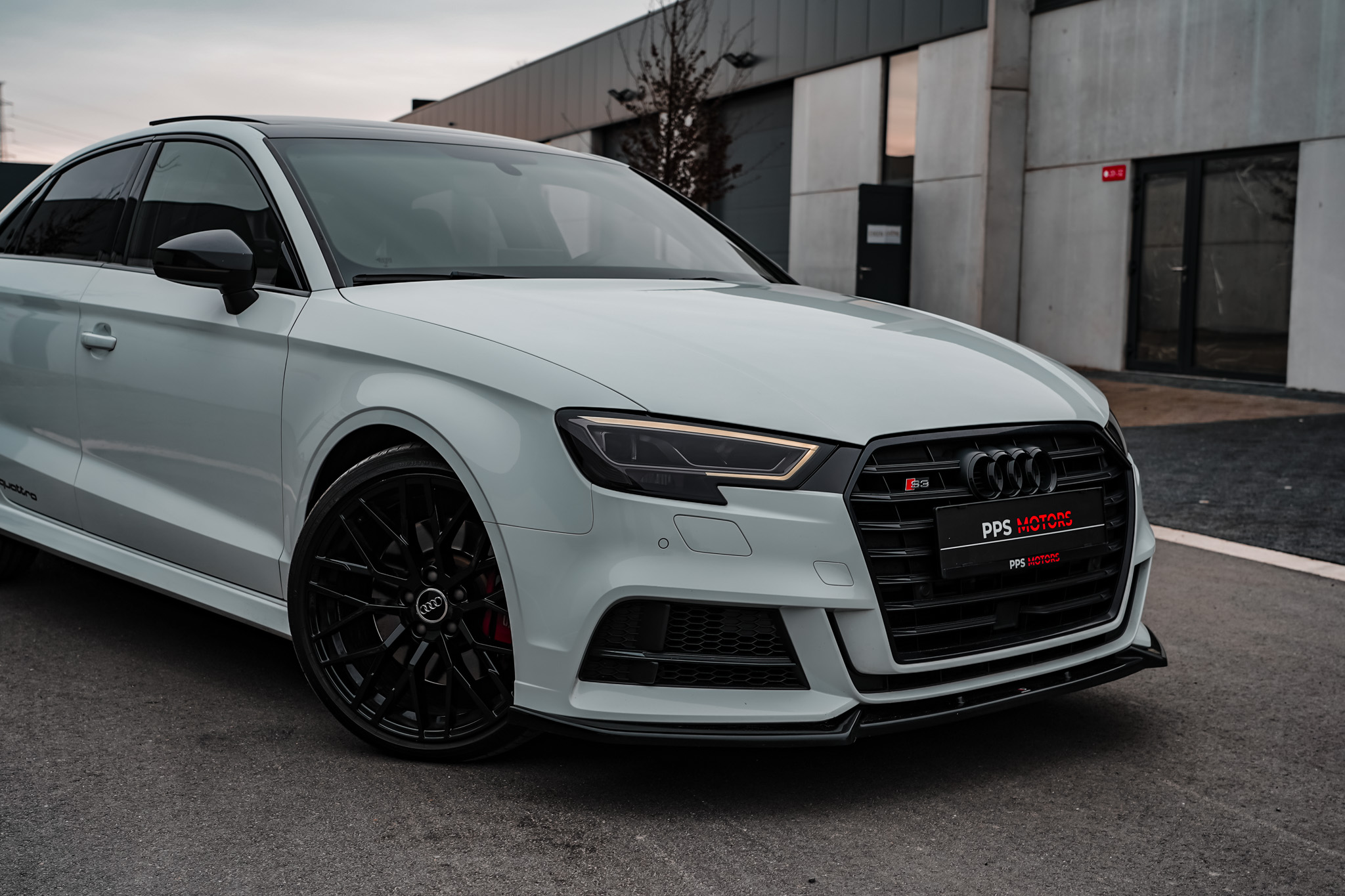 Audi S3 PREMIUM PLUS 2.0 TFSI QUATTRO photo 9