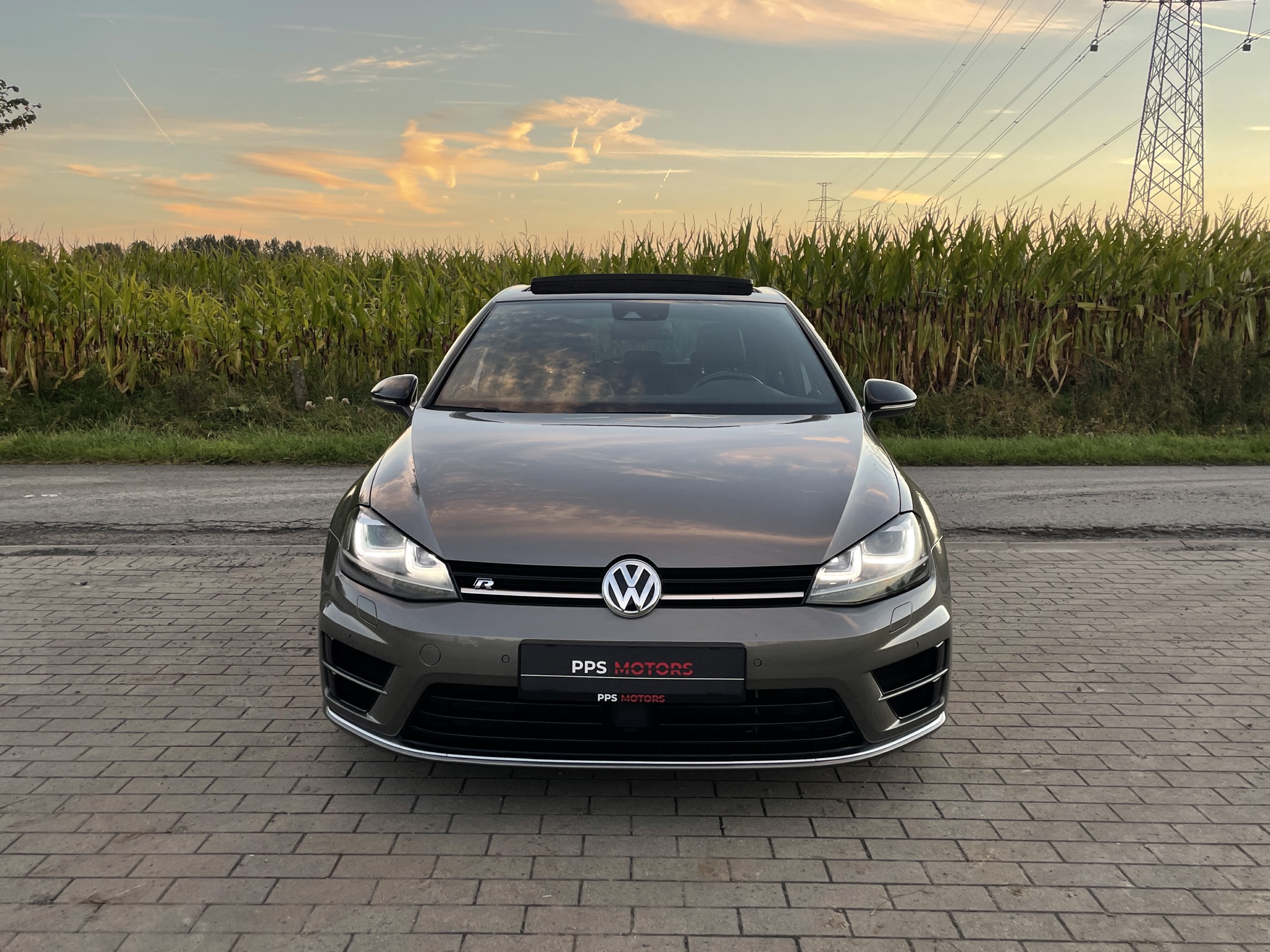 Volkswagen GOLF GTD 2.0 DSG - R PAKKET photo 10