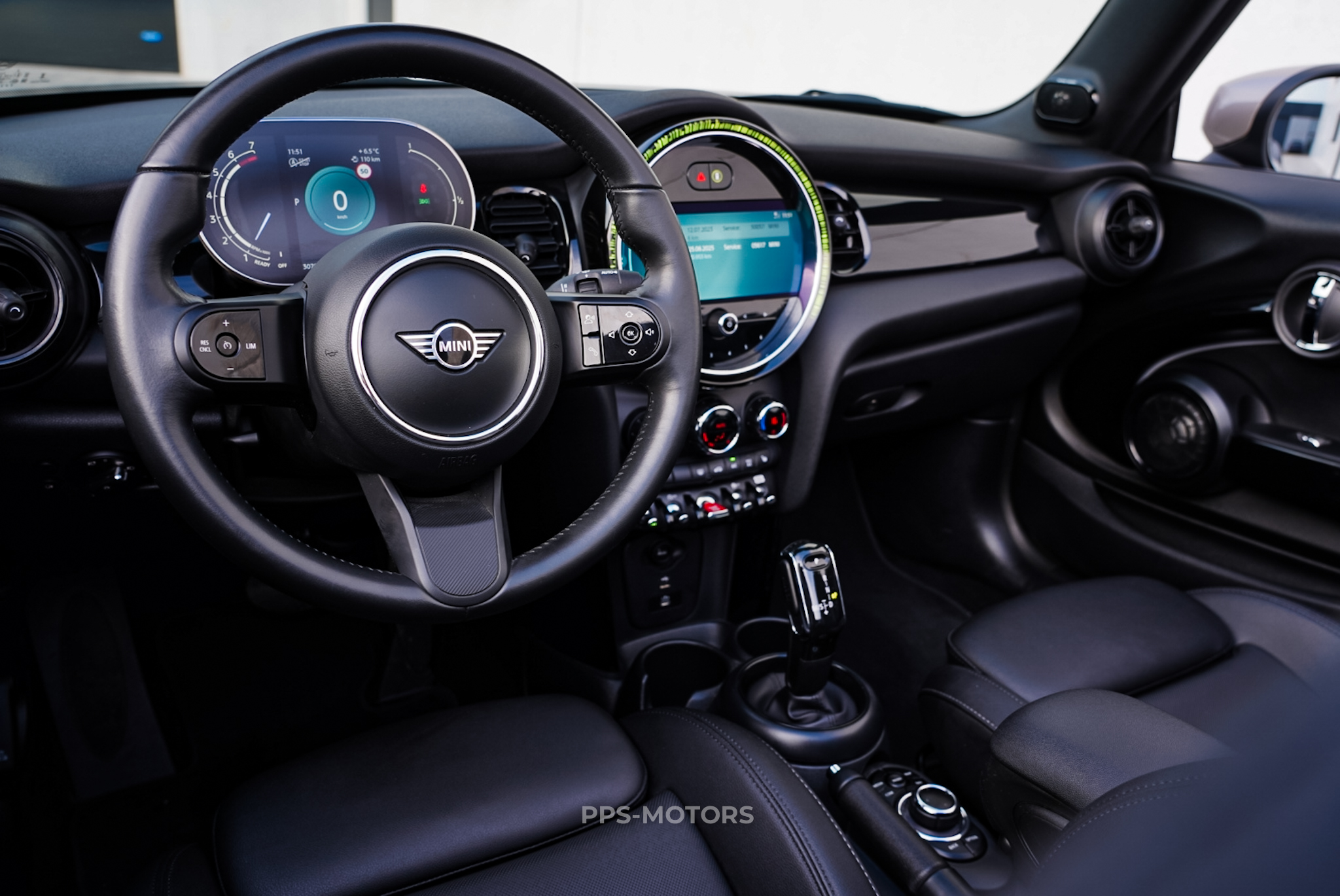 MINI COOPER CABRIO photo 12
