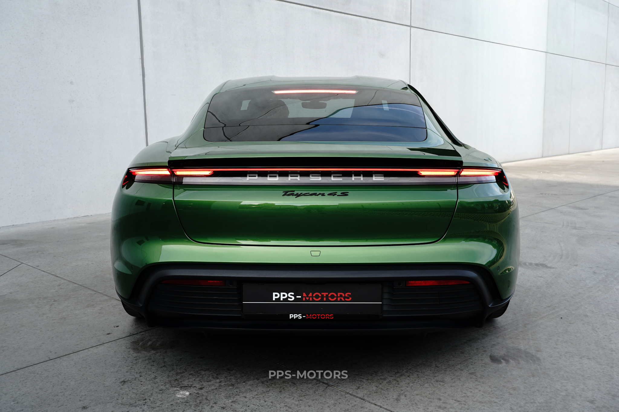 Porsche TAYCAN 4S photo 3